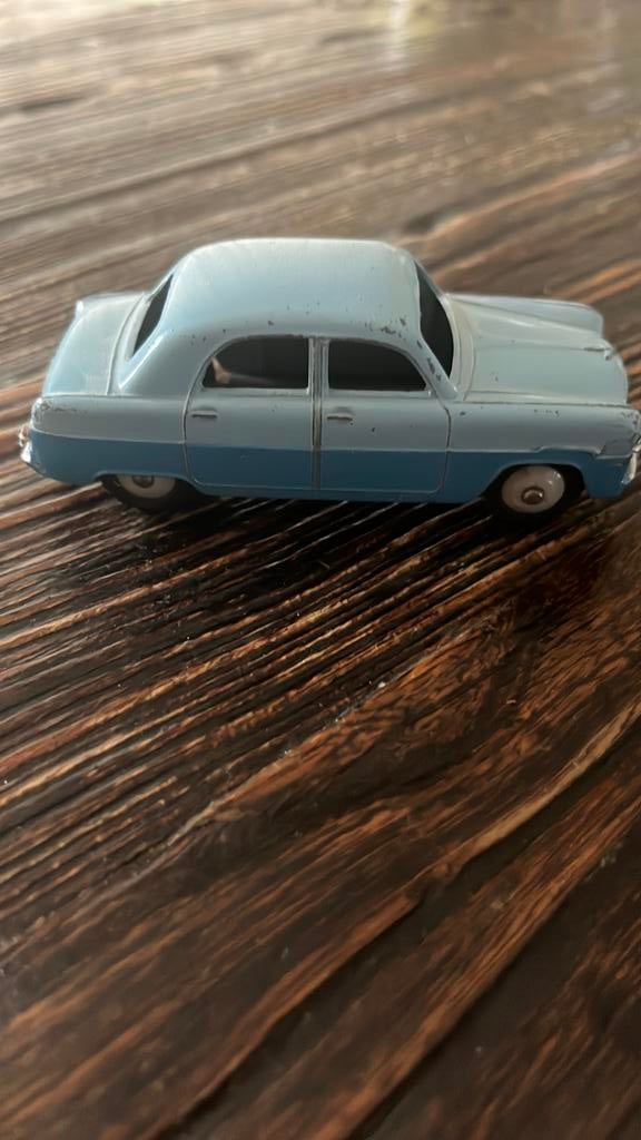 162 Dinky Toys Ford Zephyr meccano, Ophalen of Verzenden, Zo goed als nieuw, Auto, Dinky Toys