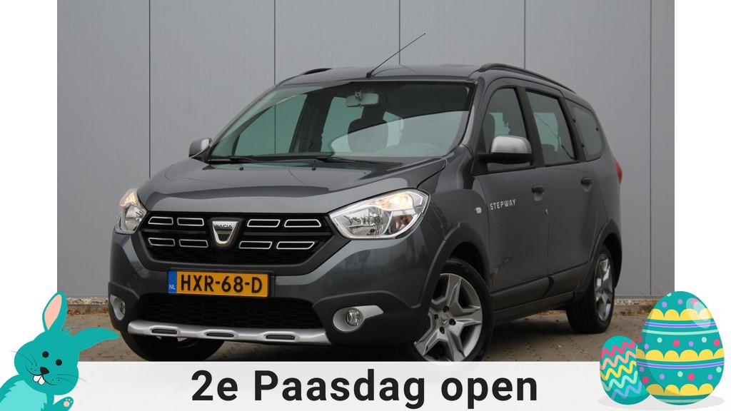 Dacia LODGY 1.2 TCe Lauréate Stepway 7persoons | Navigatie, Auto's, Voorwielaandrijving, Stof, 4 cilinders, Handgeschakeld
