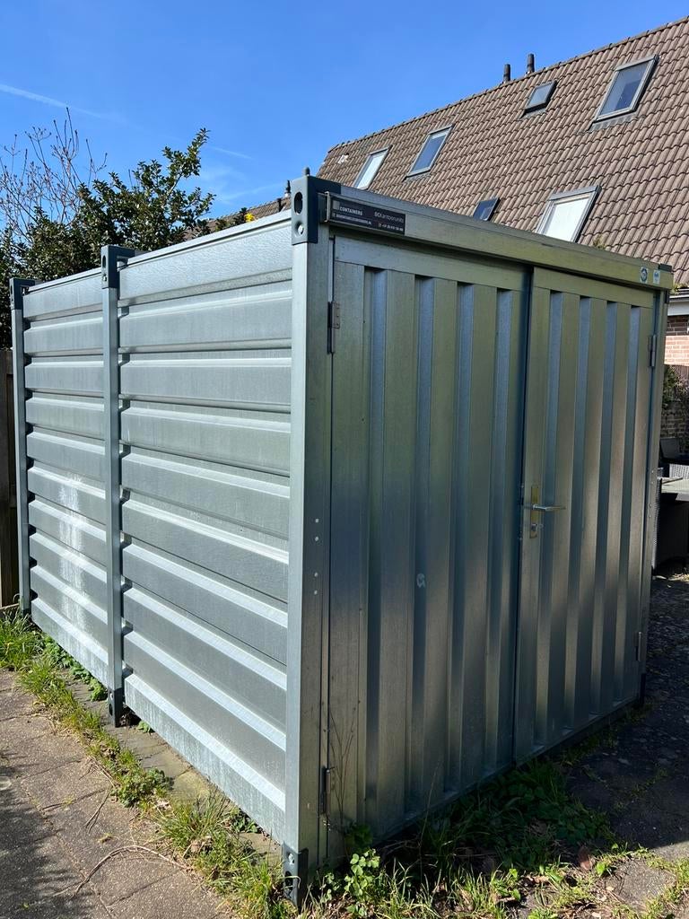 Denontabele Container opslag unit, Ophalen