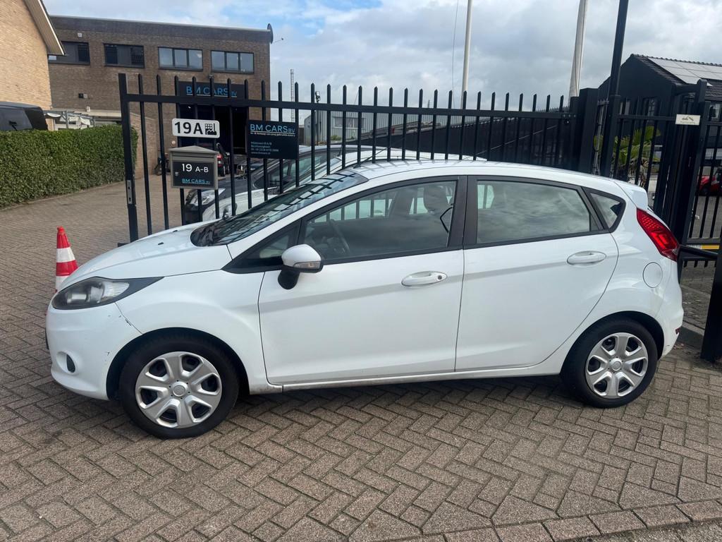 Ford Fiesta 1.25 Trend Airco 5 Deurs,Nieuwe APK, Voorwielaandrijving, Euro 5, 1242 cc, 82 pk