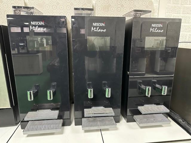 NESCAFE MILANO VISTA 2 espresso Touch, Gebruikt, Espresso apparaat, Niet ingevuld, Koffiebonen