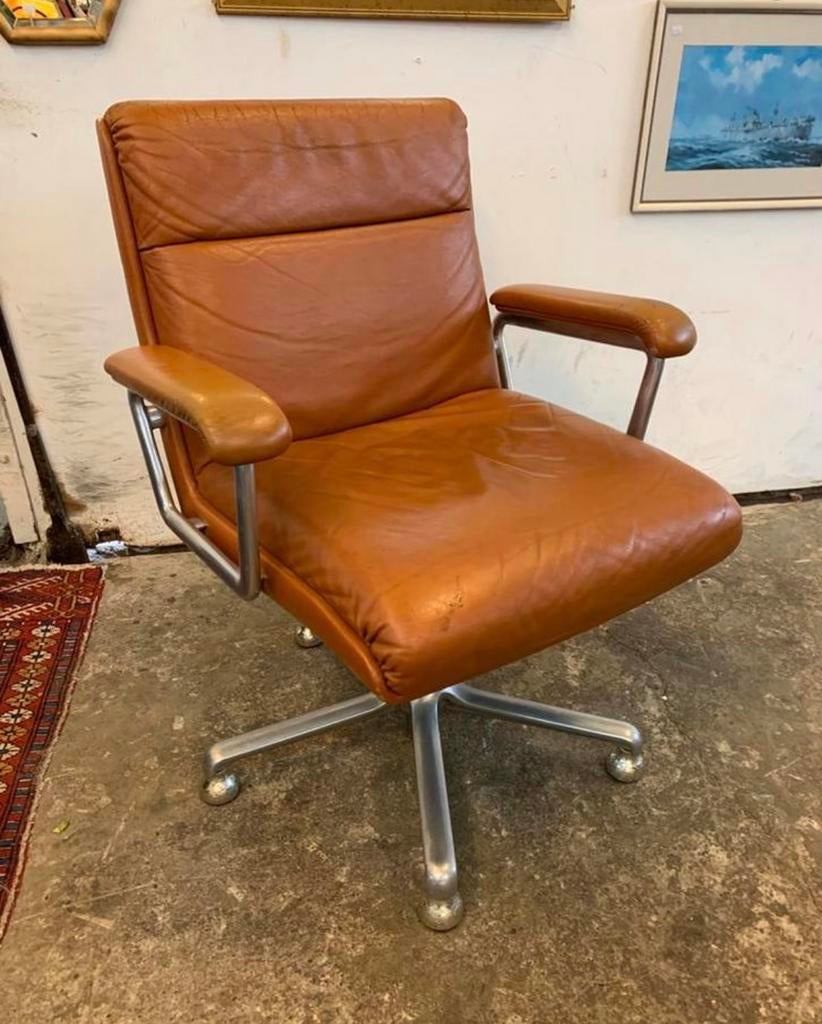Bureaustoel Osvaldo Borsani Tecno bureaustoel jaren 80, Ophalen of Verzenden, Zo goed als nieuw