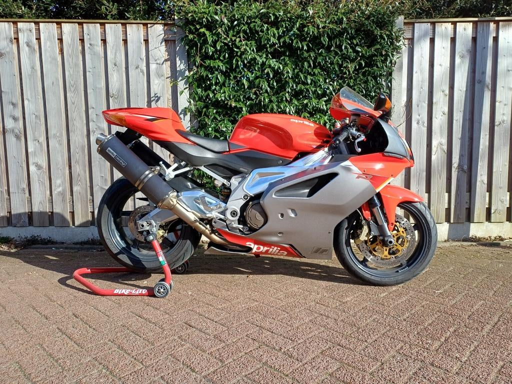 RSV 1000, Motoren, Particulier, Super Sport