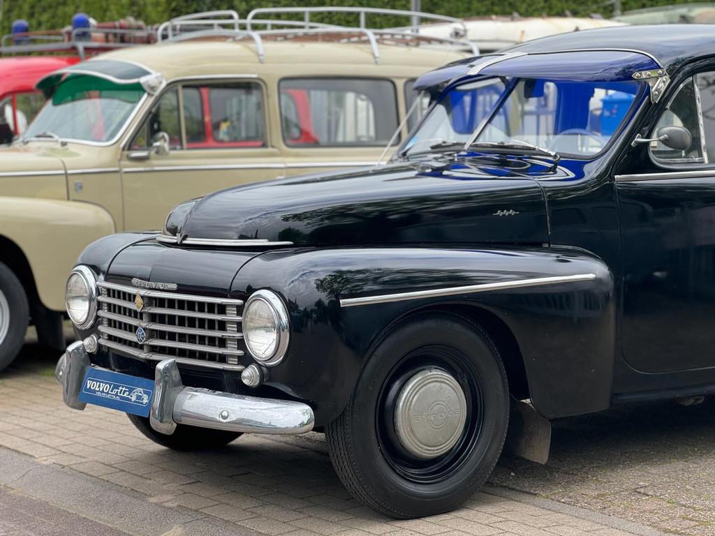 Volvo PV 444 D splitwindow voor en achter in zeer originele, Auto's, Volvo, 1376 cc, Gebruikt, Overige modellen, 4 cilinders