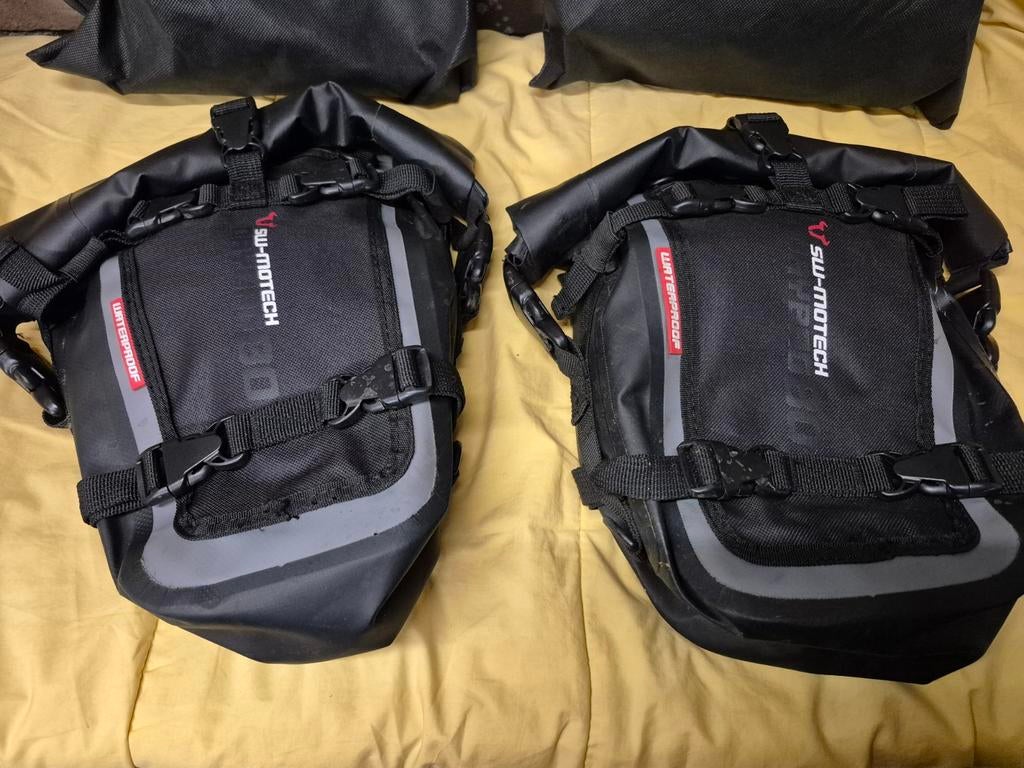 Twee stuks SW-MOTECH drybag 80 valbeugel-, tanktas achtertas, Ophalen of Verzenden, Zo goed als nieuw