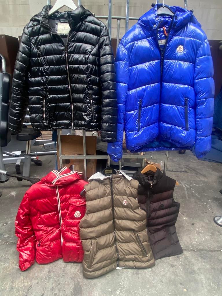 Mocler winterjas / jassen Moncler bodywarmer !!!, Ophalen of Verzenden, Zo goed als nieuw, Maat 56/58 (XL), Zwart