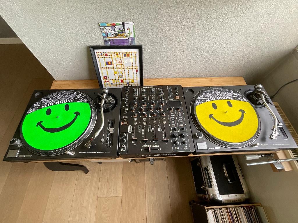 2x Technics SL-1210M3D + Shure M44-7 + A&H Xone:DB2, Ophalen, Gebruikt, Dj-set, Technics
