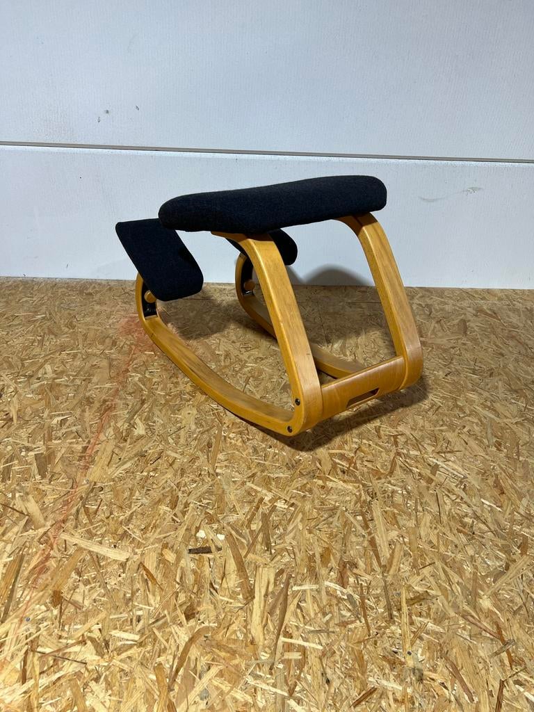 Varier (Stokke) Variable Balans Kniestoel - Antraciet, Ophalen of Verzenden, Zo goed als nieuw, Hout, Eén