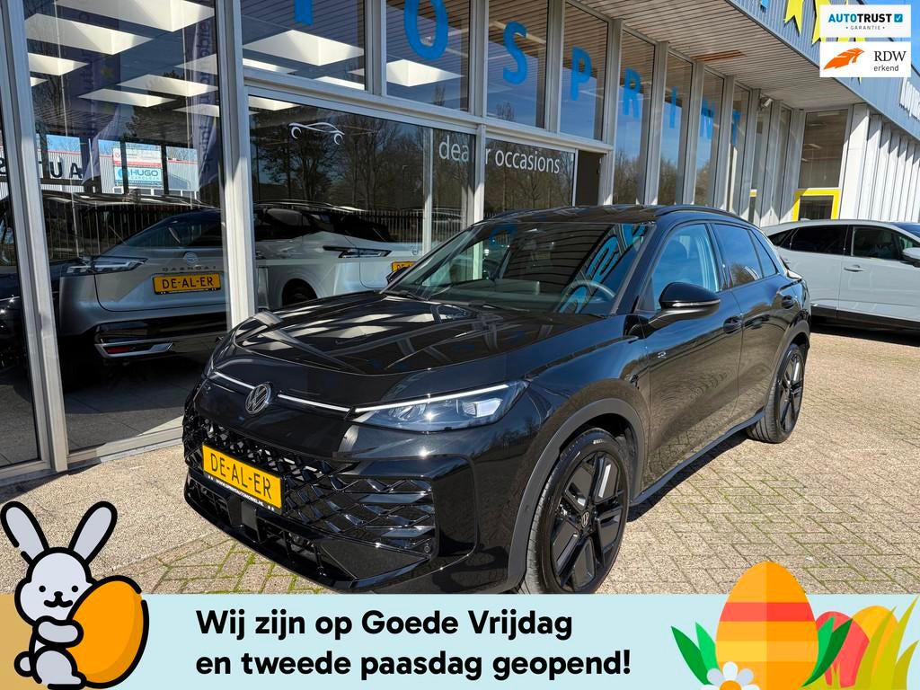 Volkswagen T-Roc 1.5 TSI MILD HYBRID R-Line 150PK / ACHTERUI, Adaptive Cruise Control, 1258 kg, Zwart, 4 cilinders