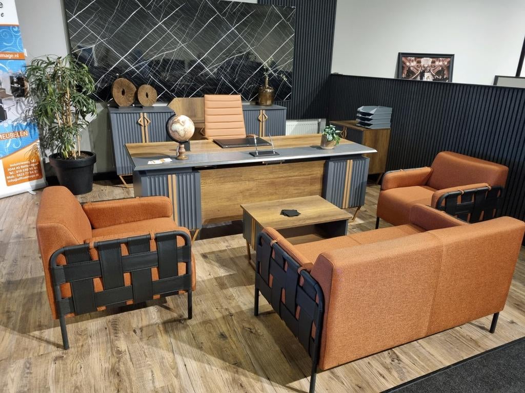 Directiebureau Vezuv - Direct Leverbaar!, Ophalen of Verzenden