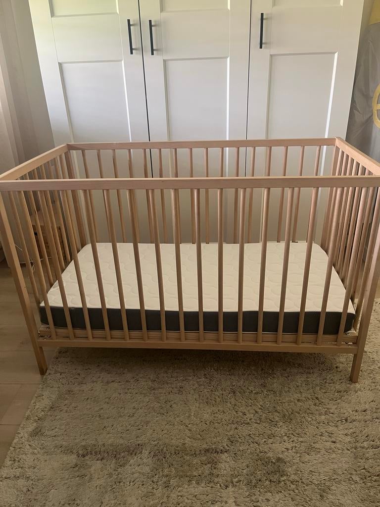 Ikea Sniglar ledikant met Himlavalv matras, Ophalen, 140 tot 160 cm, Zo goed als nieuw, Matras