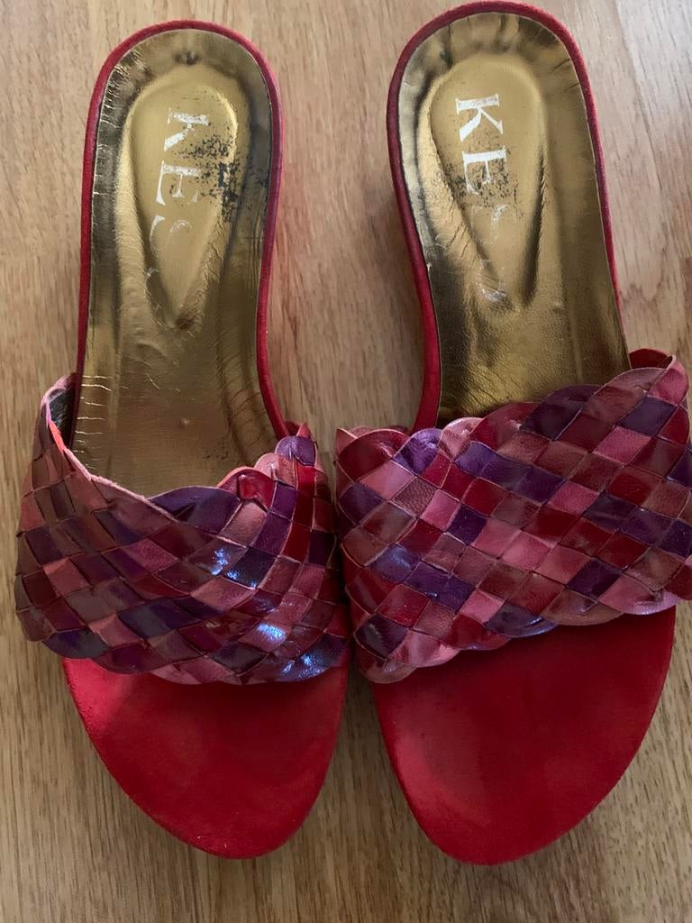 Slippers maat 38, Ophalen of Verzenden, Zo goed als nieuw, Overige kleuren