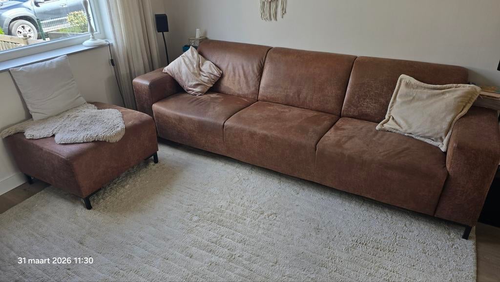 Ruime 4 zits bank & hocker van microleder., Ophalen, Gebruikt, Overige materialen, Modern