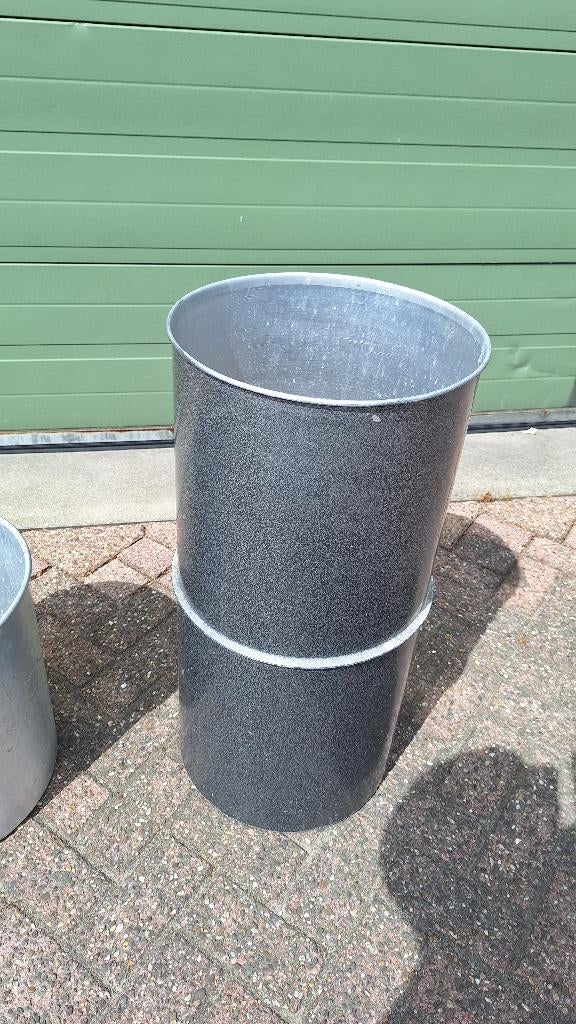 emmer ton plantenbak afvalbak metaal ijzer, Ophalen, Gebruikt, Zink, Industriepark 2a 9351PA Leek