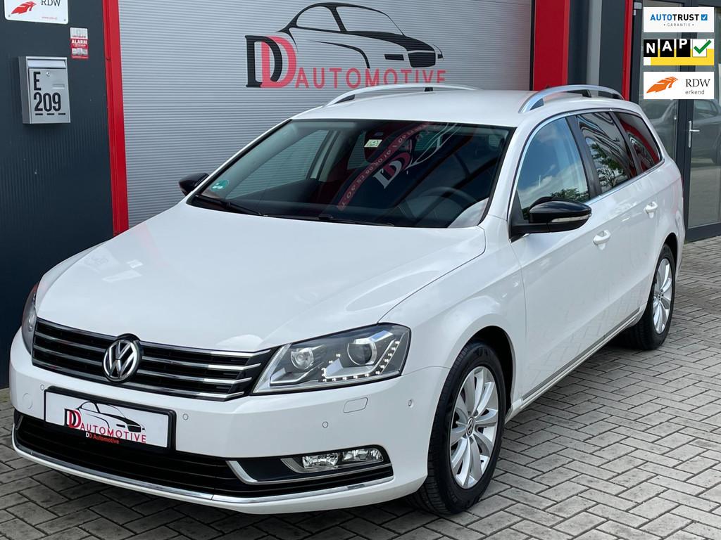 Volkswagen Passat 1.4 TSI ACT Highline Dsg |Led | Navi |Clim, Stof, Gebruikt, Zwart, Wit