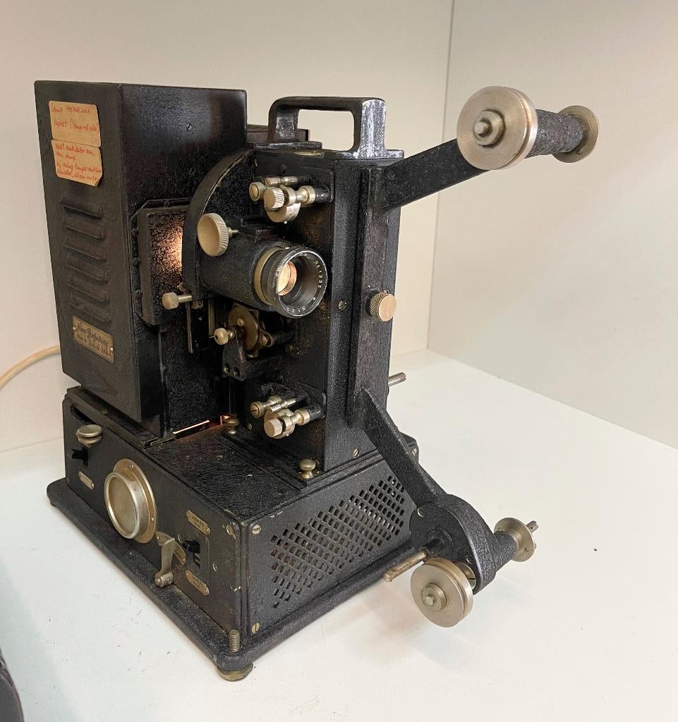 Nizo 9.5mm Projector Type H uit jaren 1931, N, N, Ophalen of Verzenden, Projector
