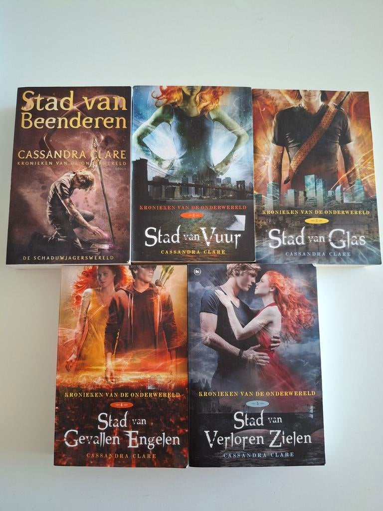 Kronieken van de Onderwereld - Cassandra Clare (5 boeken), Boeken, Romans, Gelezen, Nederland, Ophalen of Verzenden