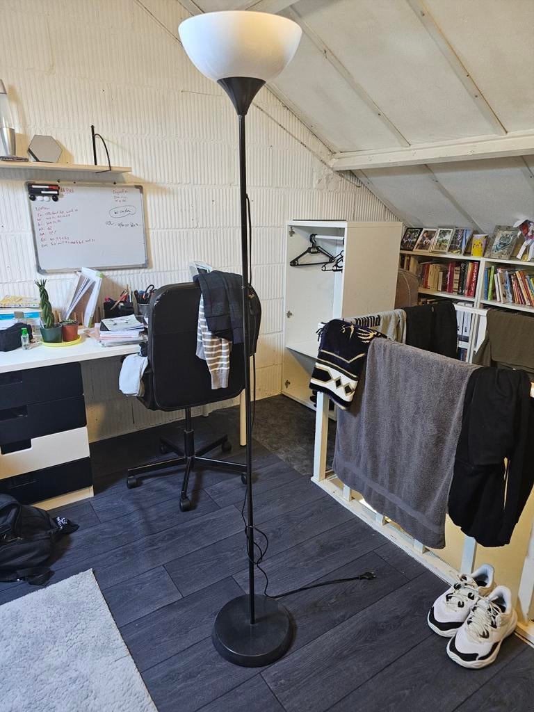 Ikea staande lamp G0714, Huis en Inrichting, Ophalen, Zo goed als nieuw, Glas, 150 tot 200 cm