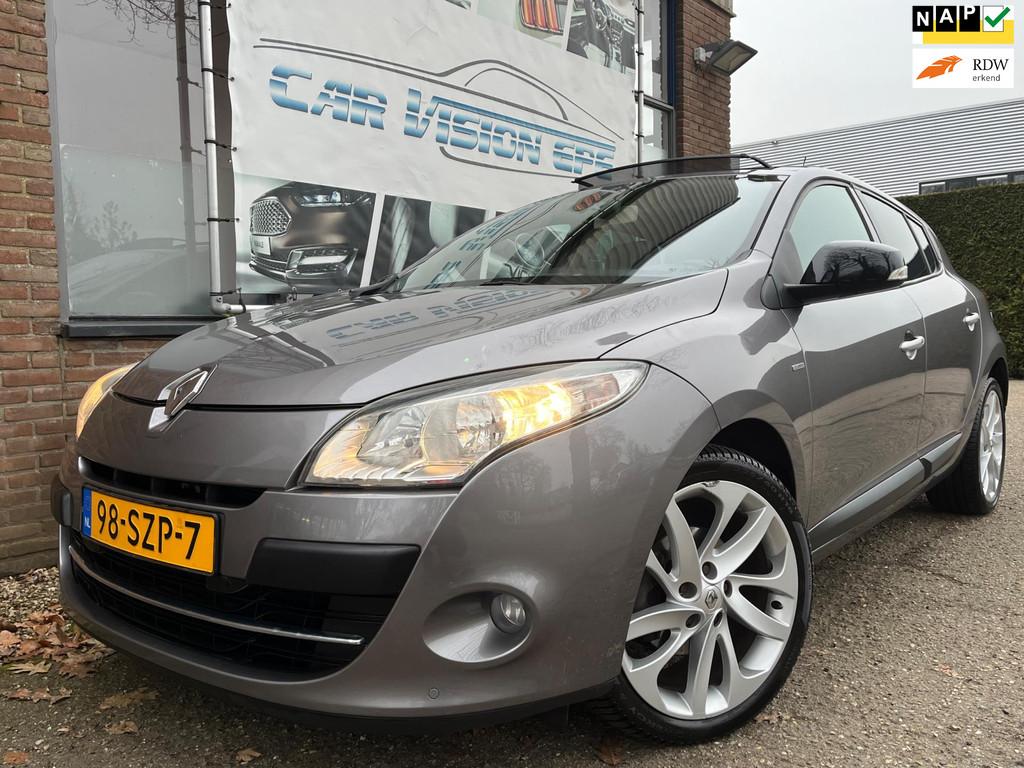 Renault Mégane 1.4 TCe Bose|Pano|Pdc|Cruise|Clima|Keyless|, Auto's, Renault, Voorwielaandrijving, Euro 5, Parkeersensor, Gebruikt