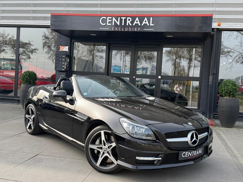 Mercedes-Benz SLK-klasse AMG 55 422PK|Memory|V8|Panorama-var, Automaat, 5461 cc, Achterwielaandrijving, Gebruikt