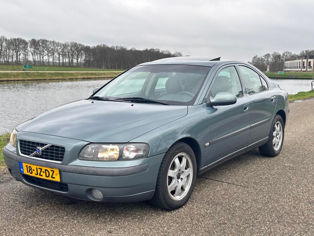 Volvo S60 2.4 170PK | Topstaat | Liefhebbersauto, Auto's, Volvo, Voorwielaandrijving, S60, 1600 kg, 170 pk