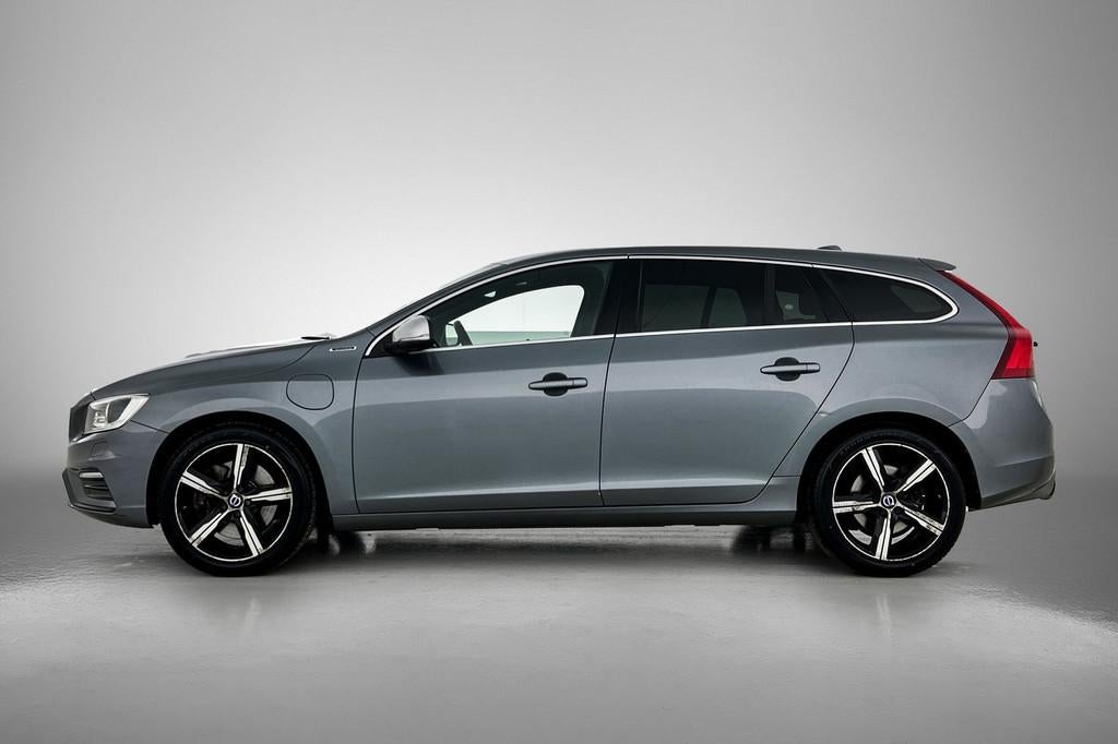 Volvo V60 2.4 D6 Twin Engine Special Edition R-Design | 283P, Automaat, Plug-in hybride, Vierwielaandrijving, 1880 kg