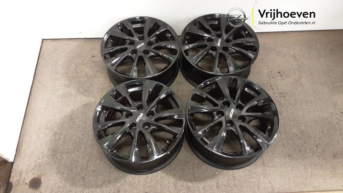 Velgen set van een Opel Astra (Astra J 10-), Gebruikt, -, -, Ophalen of Verzenden