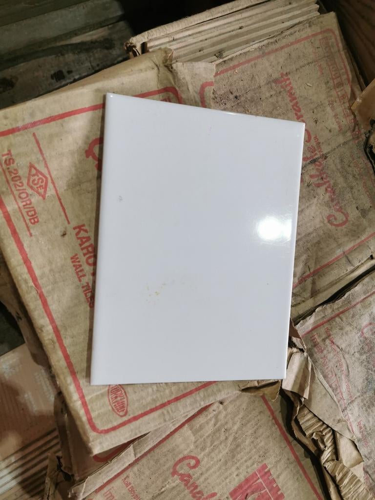 Witte vierkante en rechthoekige tegels - 16m² totaal, Ophalen, Nieuw, 20 tot 40 cm, 10 m² of meer