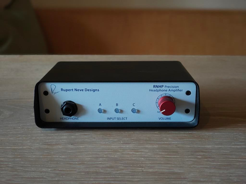 Rupert Neve RNHP Precision Hoofdtelefoonversterker, Overige merken, Ophalen of Verzenden, Zo goed als nieuw, Minder dan 60 watt