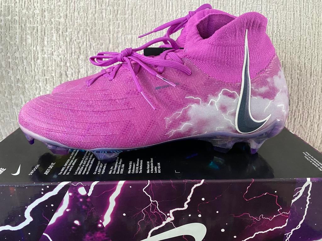 Nike Phantom Luna Elite SE FG Nieuw in Maat 39, Sport en Fitness, Voetbal, Ophalen of Verzenden, Nieuw, Schoenen