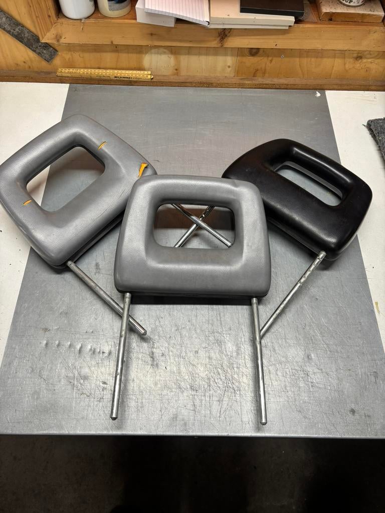 VW T3 hoofdsteun 3x grijs/zwart, Auto-onderdelen, Interieur en Bekleding, Verzenden, Gebruikt