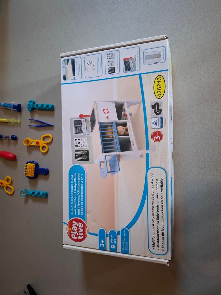 Dierenarts tafel met accessoires - Playtive, Ophalen, Zo goed als nieuw, Ontdekken