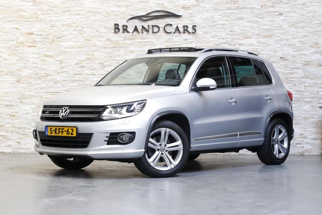 Volkswagen Tiguan 1.4 TSI Sport&Style R-line Edition | PANO, Voorwielaandrijving, Euro 5, 15 km/l, Gebruikt