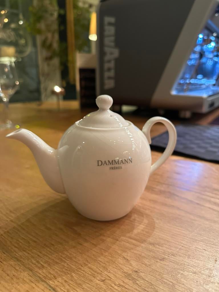 Dammann theepotten, mokken en hopjes, Ophalen