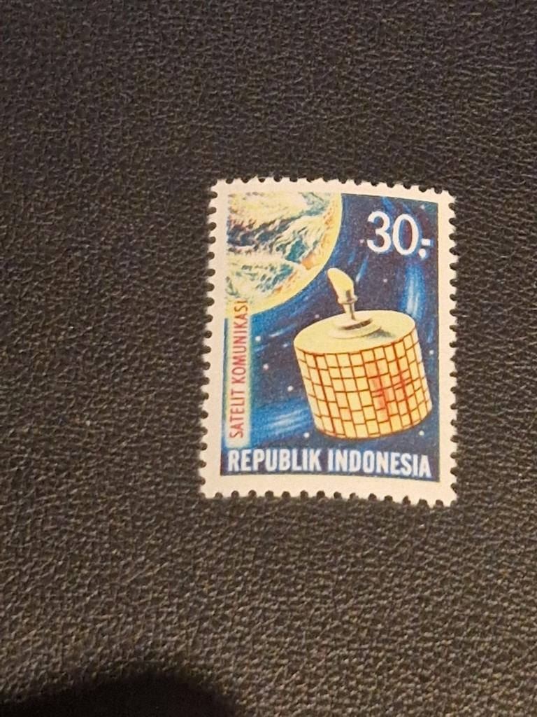 Indonesië kleurvariëteit postfris nr 662A, Ophalen of Verzenden, Postfris, Zuidoost-Azië