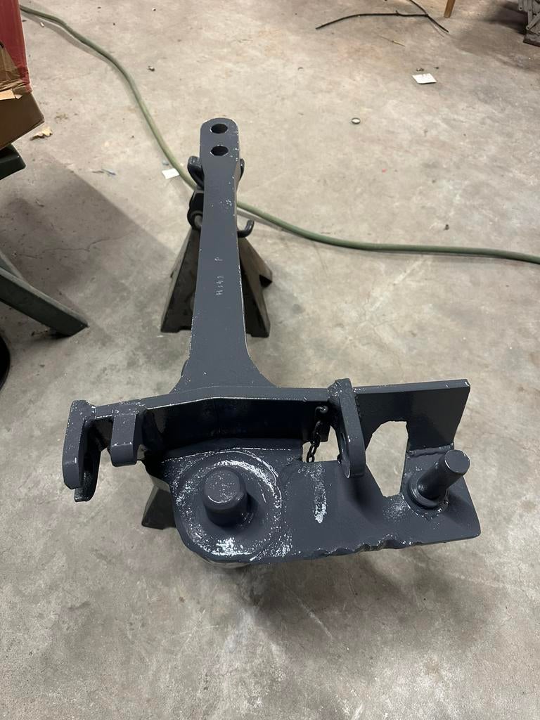 fendt onderlat trekhaak kieper knobbel, Ophalen of Verzenden