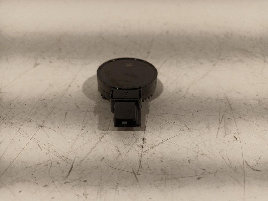 Regensensor Nissan Micra, Onderdelen@venauto.nl, Van der Ven Autorecycling B.V., Gebruikt, Ettenseweg 76, 4706 PB Roosendaal, The Netherlands