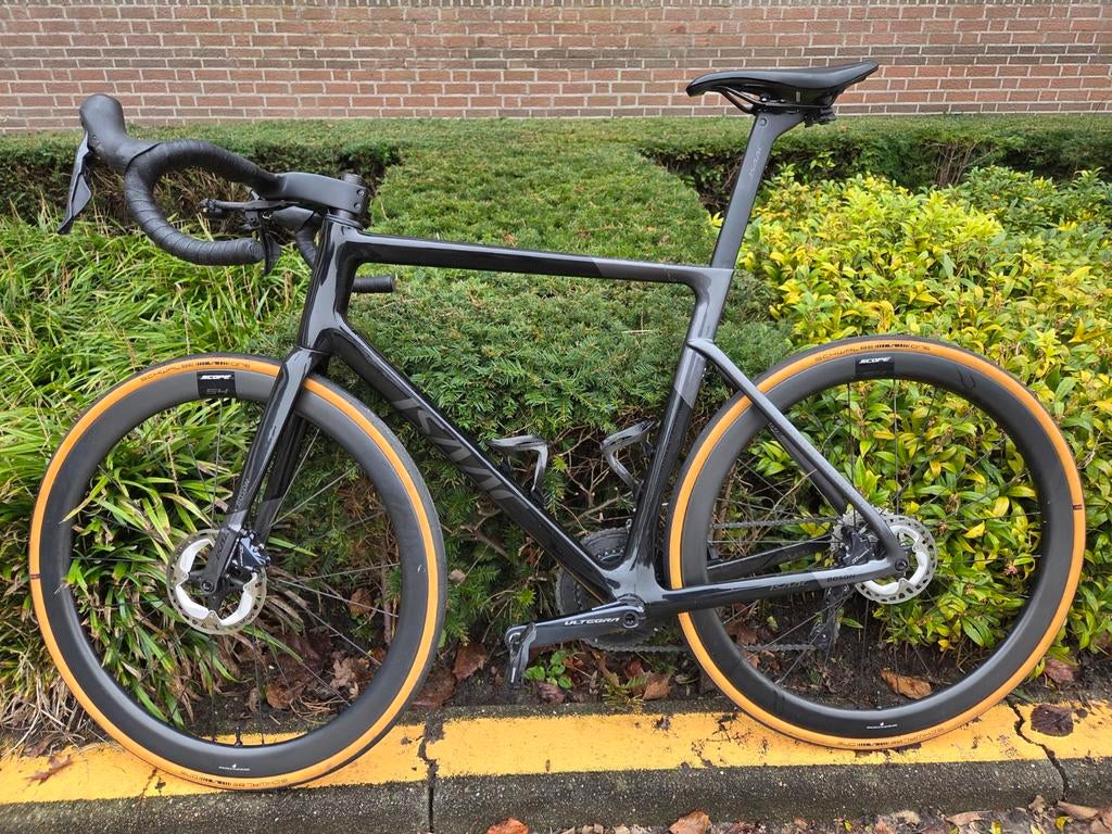 Isaac Boson XL Ultegra met Scope S4 Wielen, 28 inch, Gebruikt, Carbon, 57 tot 61 cm