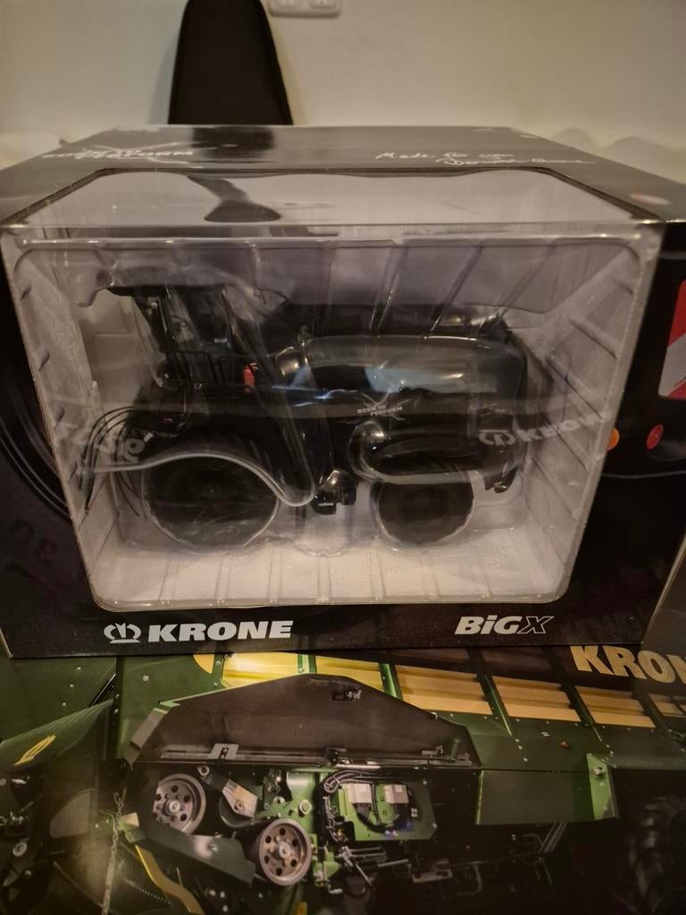 Krone big x hakselaar agritechnica born to perform 1:32, Ophalen of Verzenden, Tractor of Landbouw, Overige merken