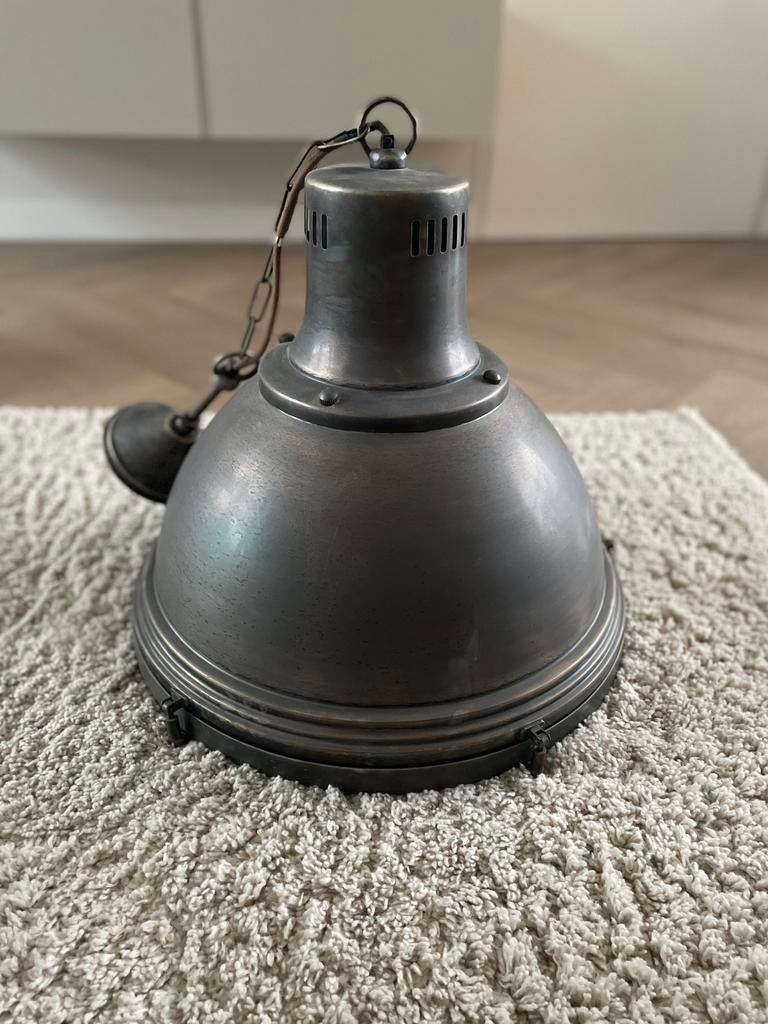 Zware industriële hanglamp, Huis en Inrichting, Ophalen, Landelijk/industrieel, Zo goed als nieuw, Metaal