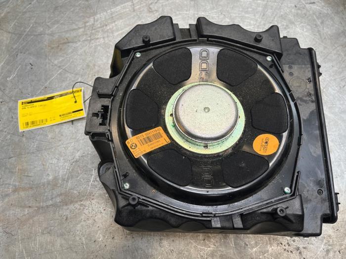 Subwoofer van een BMW 5-Serie, Ophalen of Verzenden, 3 maanden garantie, Gebruikt, BMW
