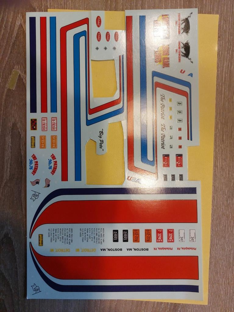 Peterbilt Model 352 Pacemaker Cabover - AMT A759-200, Hobby en Vrije tijd, Modelbouw | Auto's en Voertuigen, Overige merken, Gebruikt