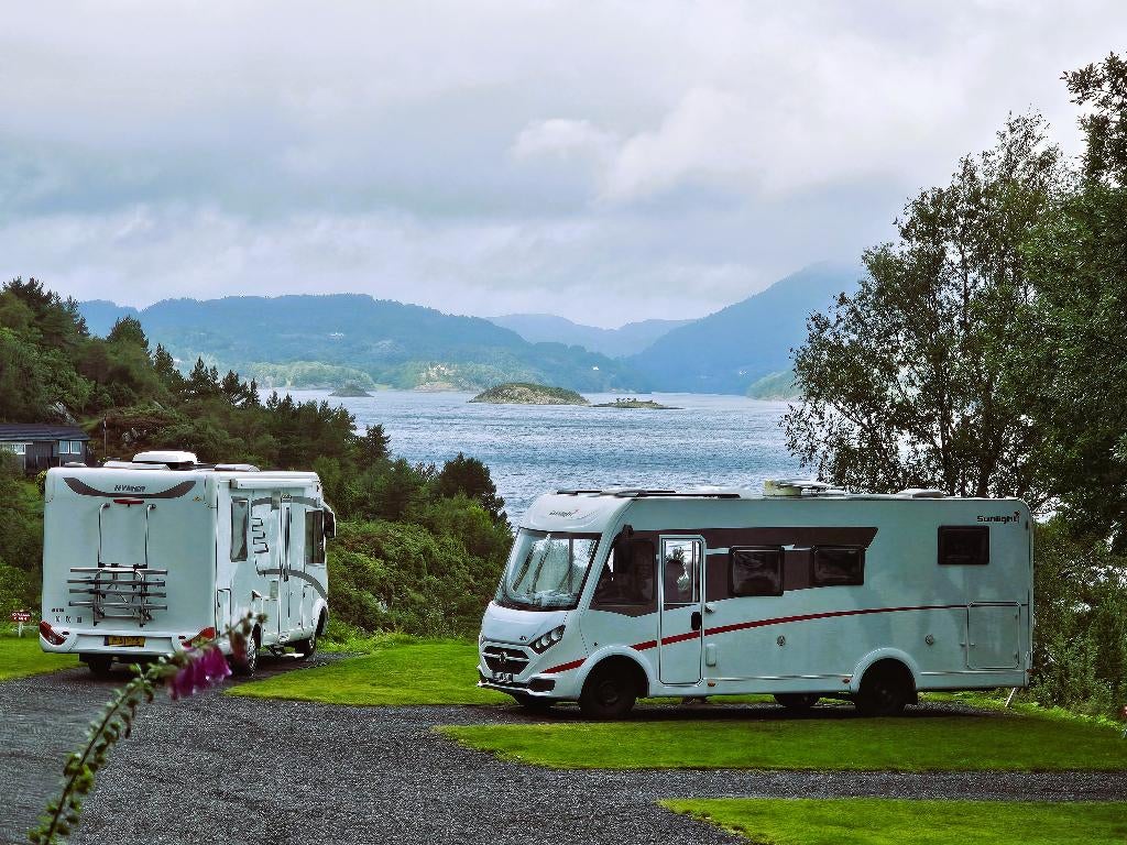 Nu Spot Goedkoop! Tussen weken/dagen camper huren !