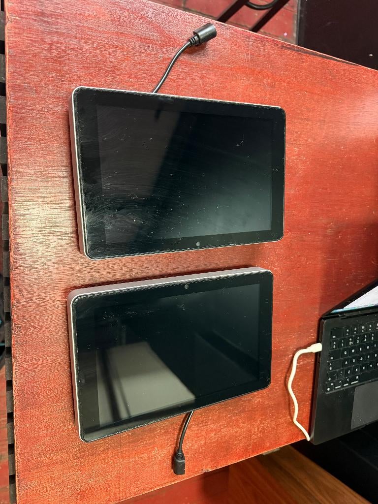 Twelve eventkassa's (twee), Zakelijke goederen, Ophalen