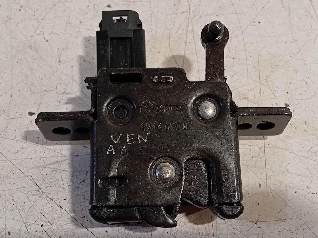 Slot mechaniek kofferdeksel achterklep elektrisch BMW Z3, Onderdelen@venauto.nl, Van der Ven Autorecycling B.V., Gebruikt, Ettenseweg 76, 4706 PB Roosendaal, The Netherlands