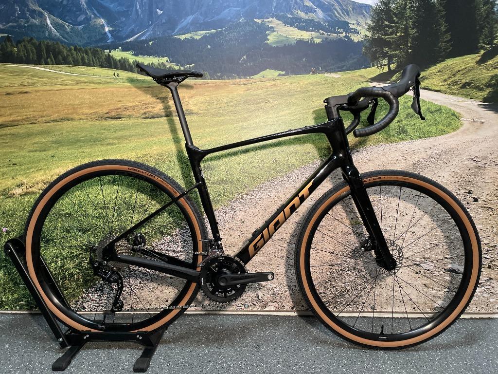 SALE Giant Revolt Advanced 3 Disc L GRXRX400 €2599,-/€2099,-