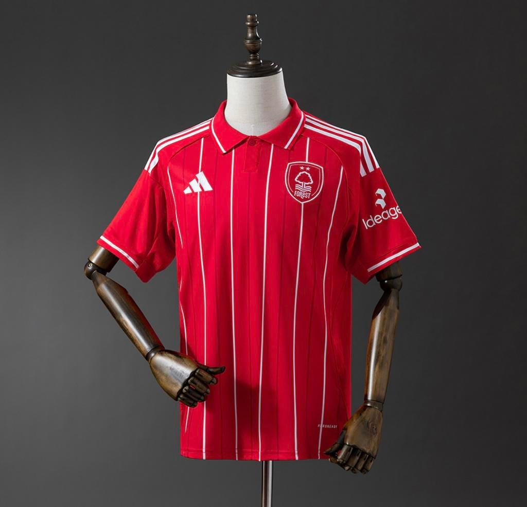 Nottingham Forrest Thuisshirt 2025/26 alle maten, Ophalen of Verzenden, Nieuw, Shirt
