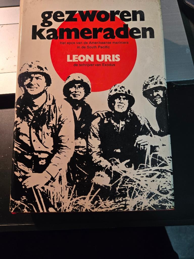 Boek: Gezworen kameraden van Leon Uris 1971, Leon Uris, Overige onderwerpen, Ophalen, Tweede Wereldoorlog