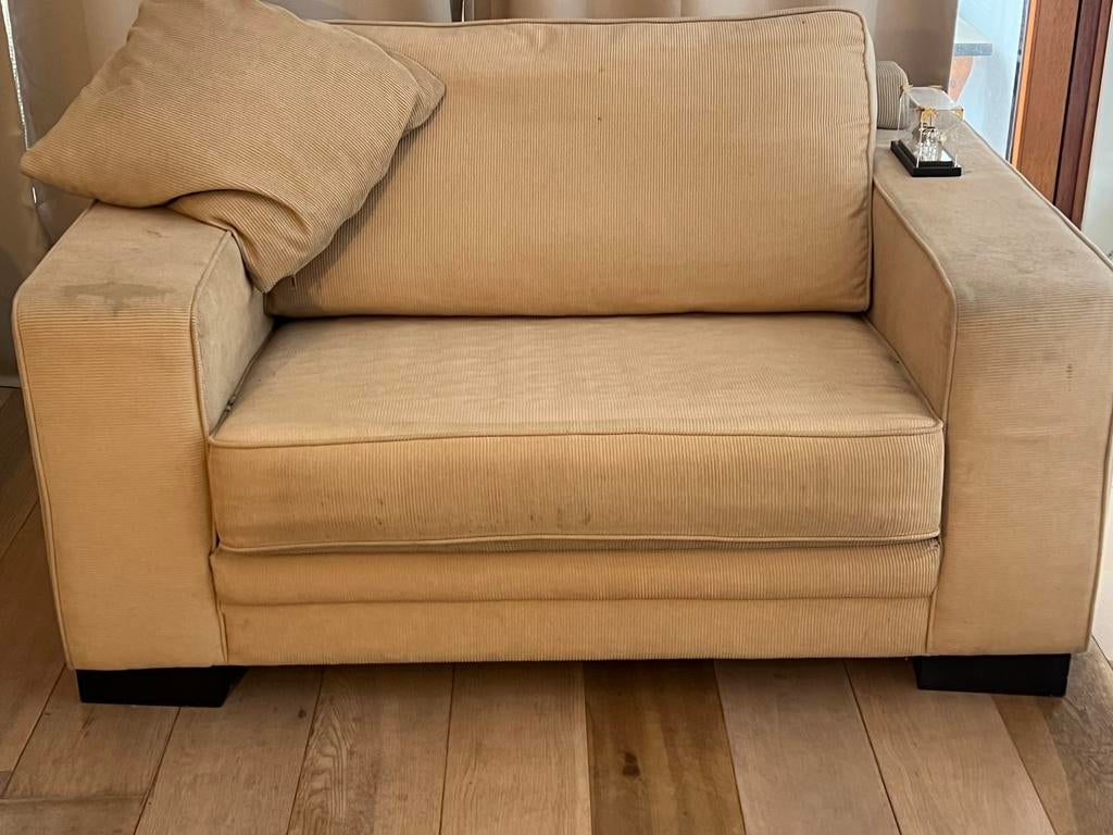 Montel Love Seat, Tweepersoons, 75 tot 100 cm, Ophalen of Verzenden, Zo goed als nieuw