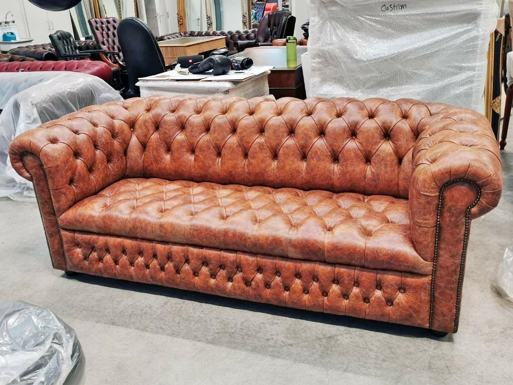3,5 zits Engels leder Chesterfield, cognackleurig leer, CHESTERFIELD, Driepersoons, 75 tot 100 cm, Ophalen of Verzenden